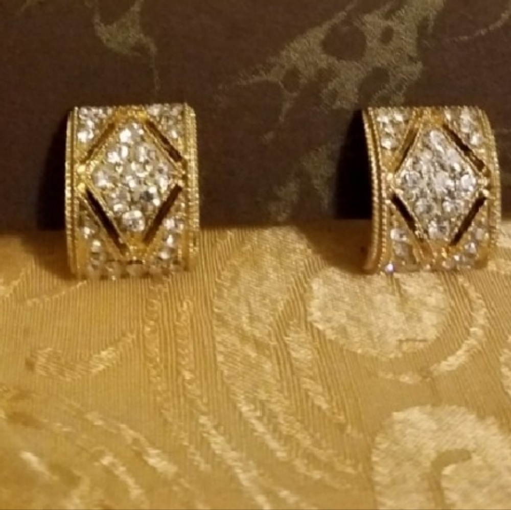 Vintage Goldtone CZ Formal Earrings *Comfort Clip